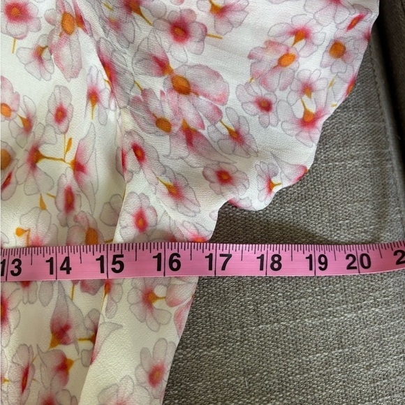Karina Grimaldi Floral Silk V-Neck mini Dress Size Medium - Picture 9 of 10
